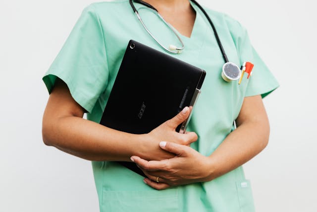 How Healthcare Providers Can Win Patient Trust with Answer Engine Optimization (AEO)